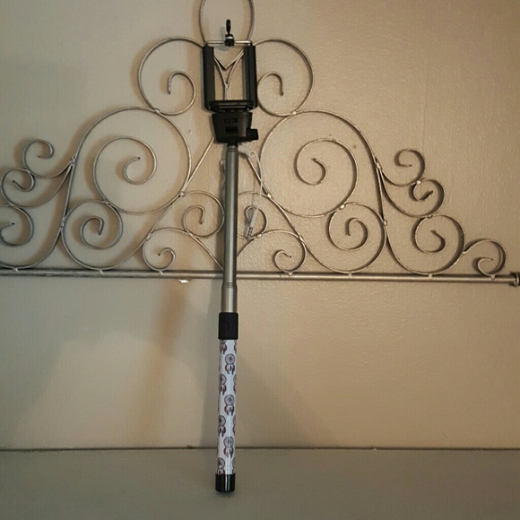 Selfie Stick (Dream Catcher Print)