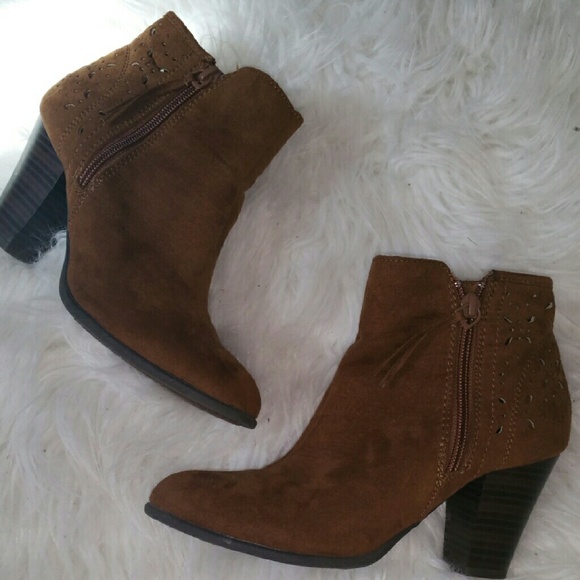 Ankle boots