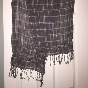 Gray and purple scarf