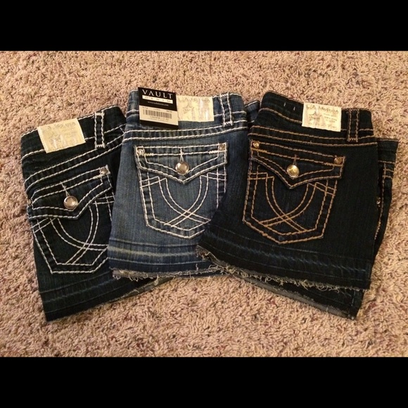 Bundle of 3 LA Idol mini skirts!! - Picture 2 of 3