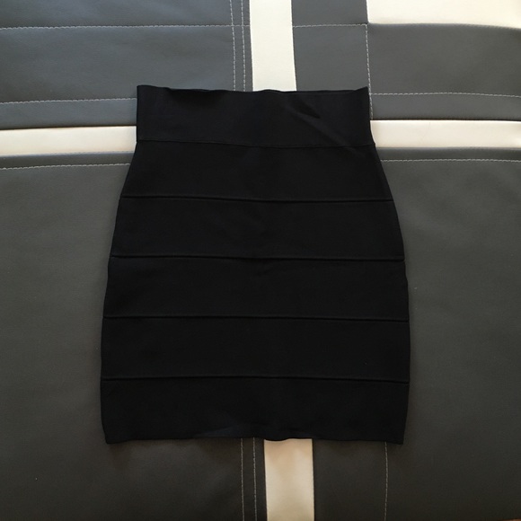 BCBG black bandage skirt