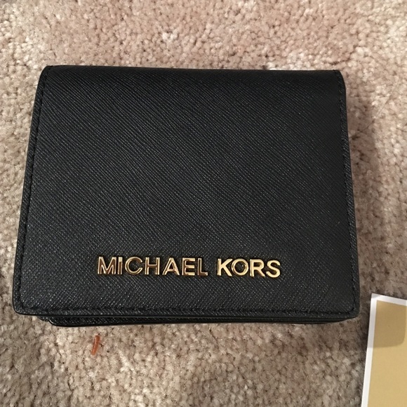 Michael Kors saffiano small wallet