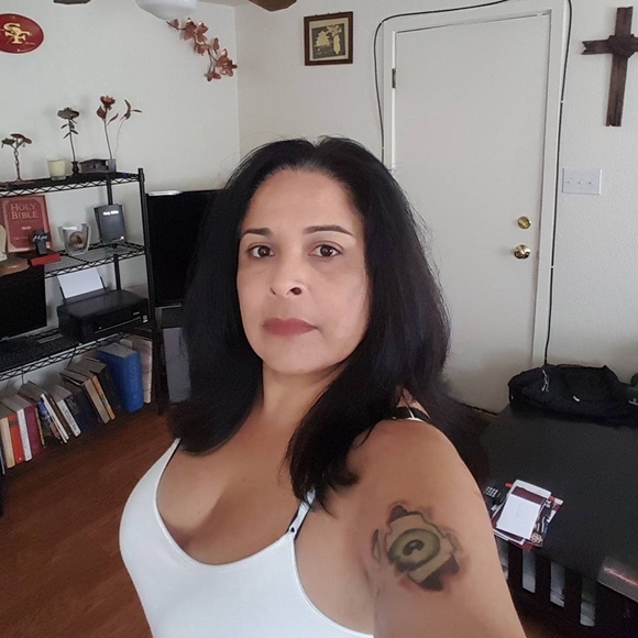 Meet your Posher, Amanda - Picture 1 of 1