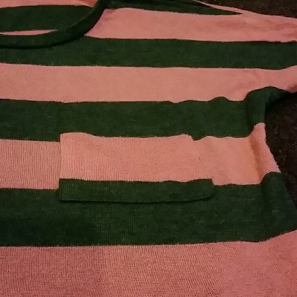 FOREVER21 Crop Top Sweater - Picture 3 of 3