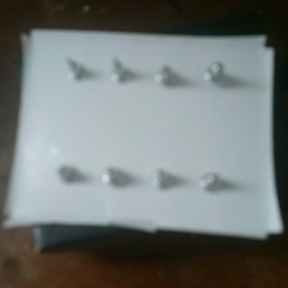 Cats Eye Earings - Picture 2 of 2