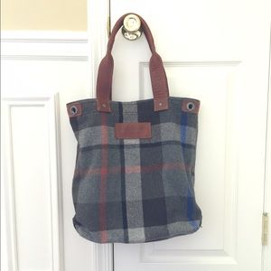 Abercrombie & Fitch bag