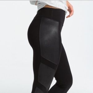 NWT- SPANX moto leggings