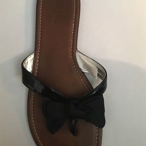 Target size 7 now sandals