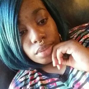 Meet your Posher, Nakia