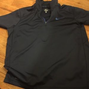 Nike thermal pull over