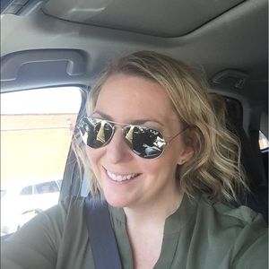 Meet your Posher, Sara