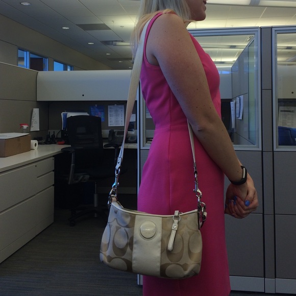 Coach Crossbody - Picture 2 of 4