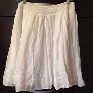 White cotton skirt