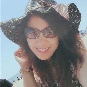 Meet your Posher, Maribel