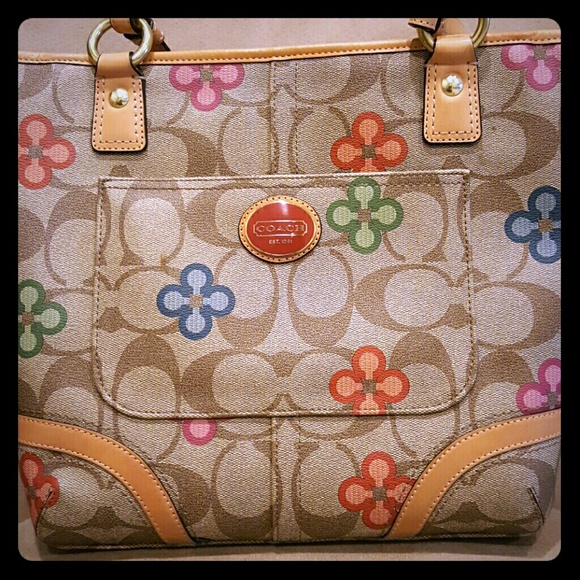 Coach shoulder bag