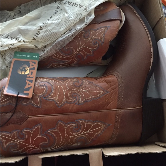 Western Boots (ON HOLD)