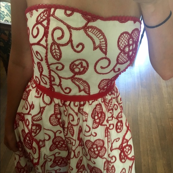 Wendy katlen embroidered red & cream summer dress - Picture 1 of 4