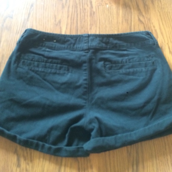 Black American eagle shorts need to go!!! - Picture 2 of 4