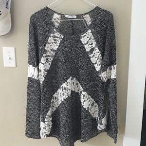 Boutique top with lace