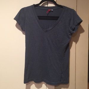 H&M V neck top.