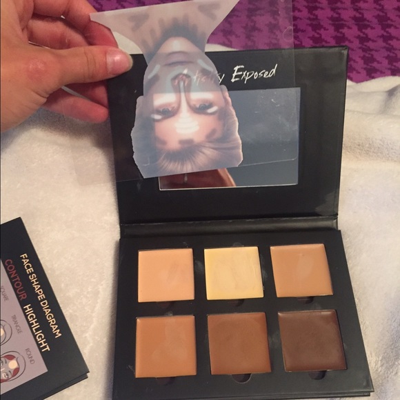 Contour Makeup - Picture 3 of 4