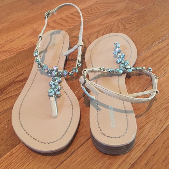 Express jewel sandals