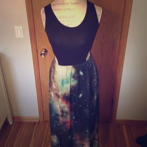 GALAXY MAXI DRESS