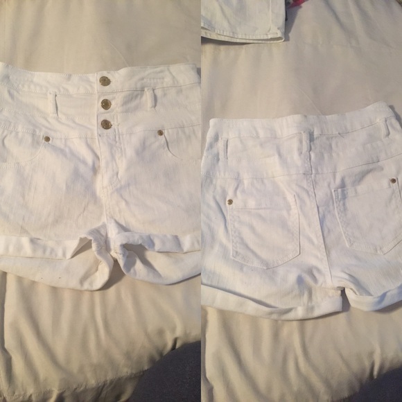 High waisted Arden B jean shorts - Picture 1 of 1