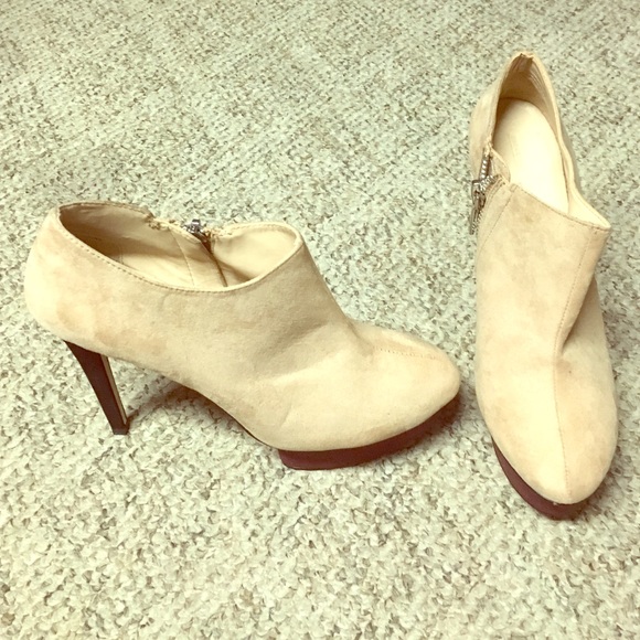 Zara pump