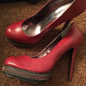 Liliana pumps US size 11, new without box