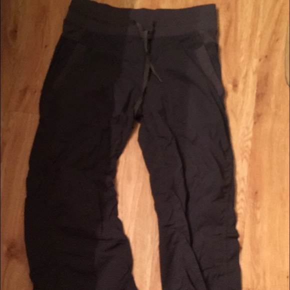 Lululemon dance pants size 4