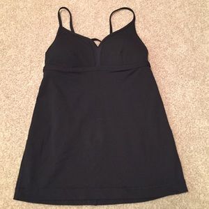 Lululemon black tank