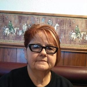 Meet your Posher, Mona