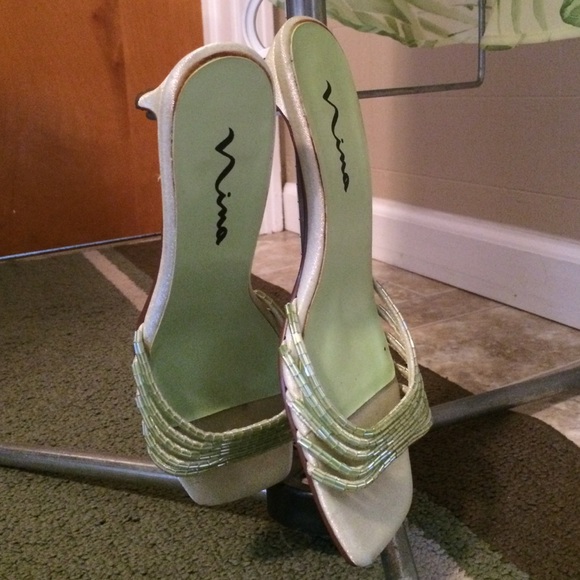 Gorgeous Summer Dress - Picture 3 of 4