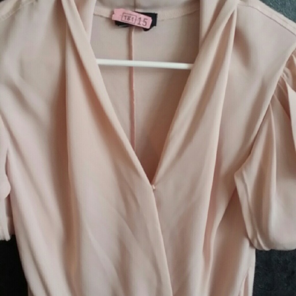 BEBE SHORT SLEEVE BODY SUIT TOP