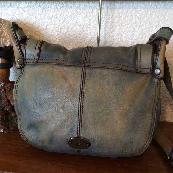 FOSSIL Vintage Revival Flap Crossbody with Lock - Picture 2 of 4