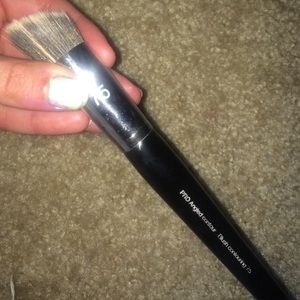 Sephora pro angled contouring brush 75