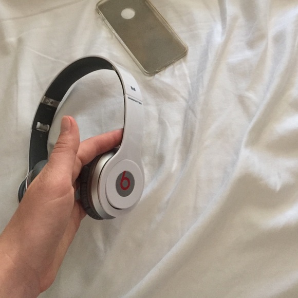 Beats - Picture 2 of 2