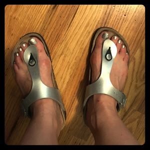 Birkenstock silver thong size 36