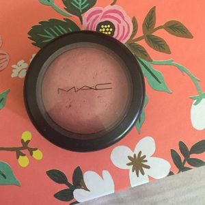 Mac blush