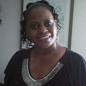 Meet your Posher, Carolyn