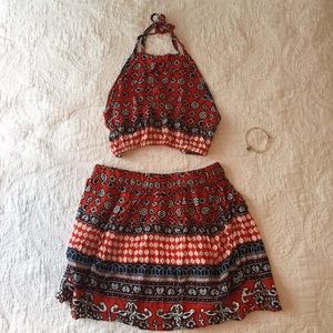 Crop top & Skirt