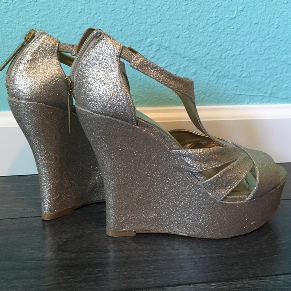 🎀❤️🎀HEELS🎀❤️🎀 - Picture 2 of 4