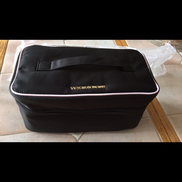 VS 🗯 traveling kit