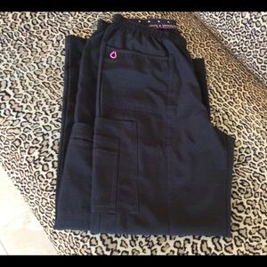 ✂️✂️ PRICE CUT ✂️✂️ SCRUB BOTTOMS