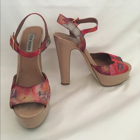 Steve Madden heel sandals
