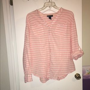 💥SOLD💥Long sleeve button down shirt.