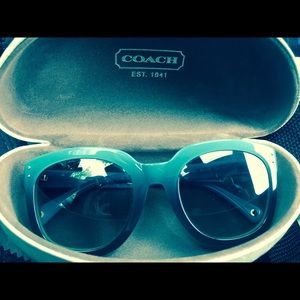 EUC coach sunglasses. Teal and cream