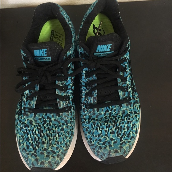 Nike Pegasus 32 + Flats