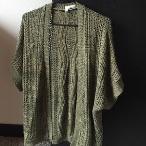 Oversized 3/4 sleeve cardigan